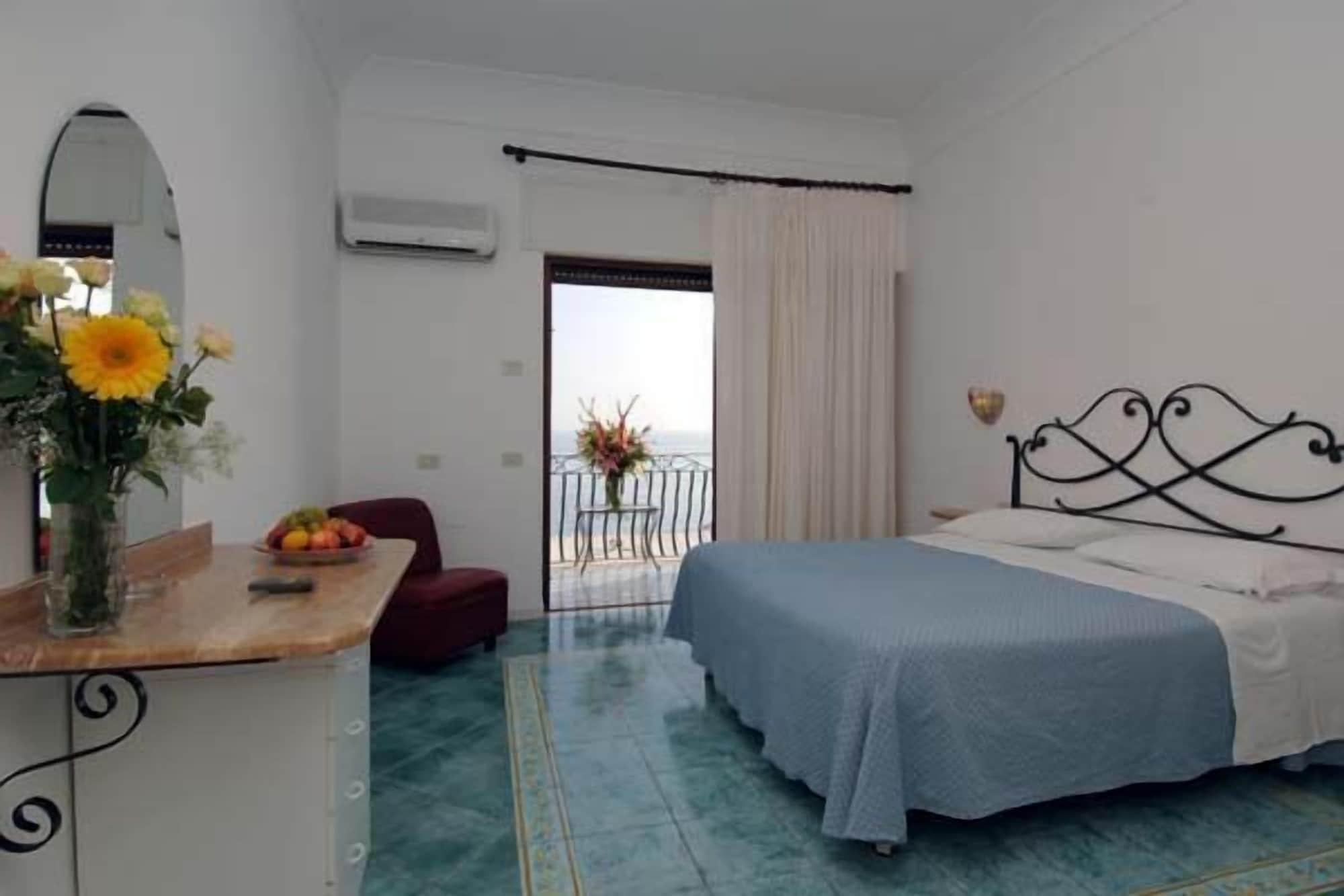 Hotel Pupetto Positano Luaran gambar